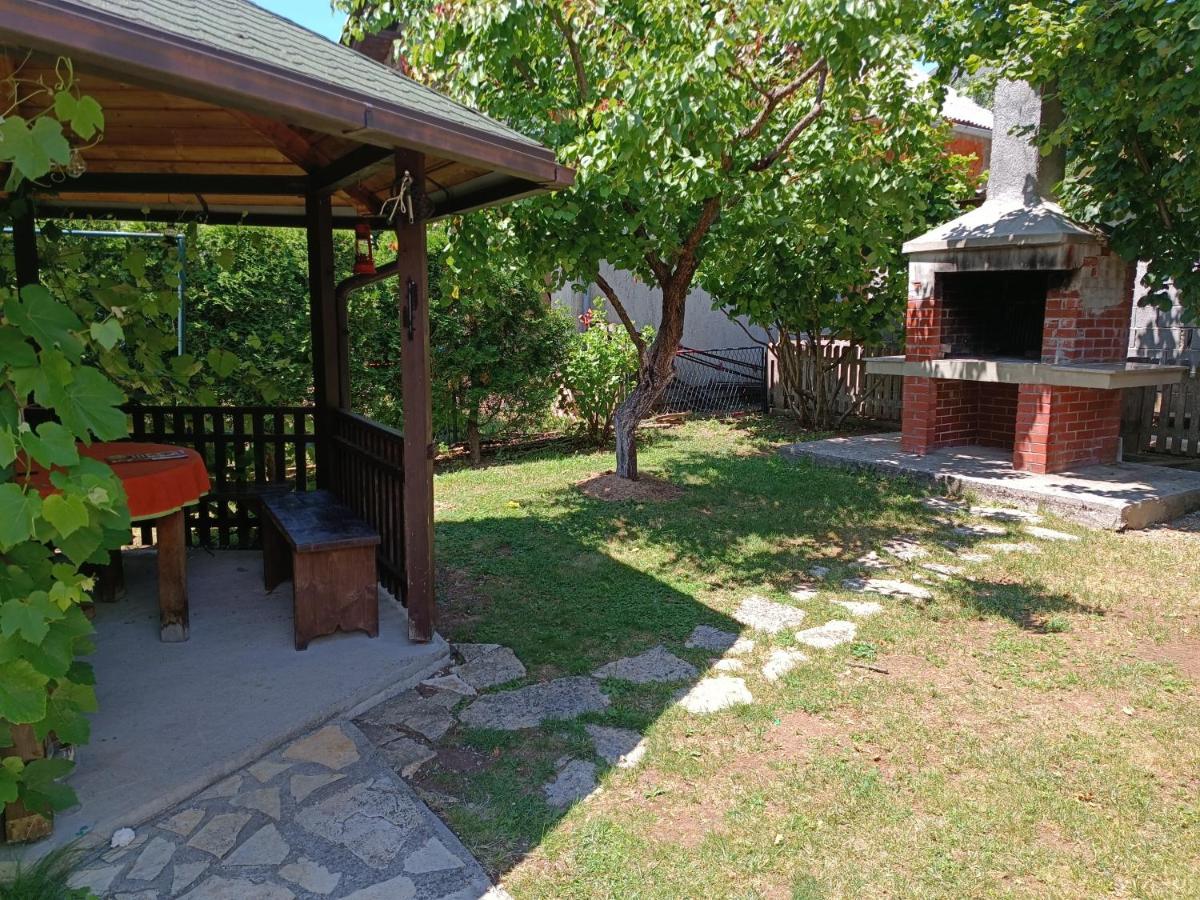 Apartment Lynx Korenica Εξωτερικό φωτογραφία